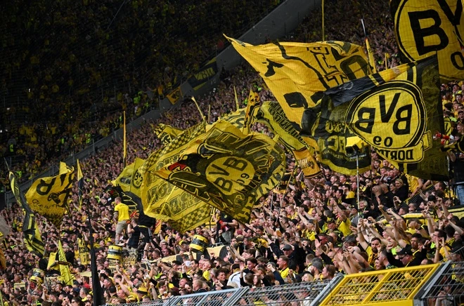 Dortmund Đảm Bảo Suất Dự